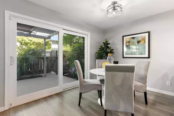 821 Crestwater LN, Sacramento, CA 95831