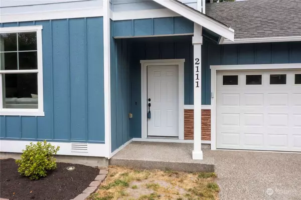 2111 182nd ST E, Spanaway, WA 98387