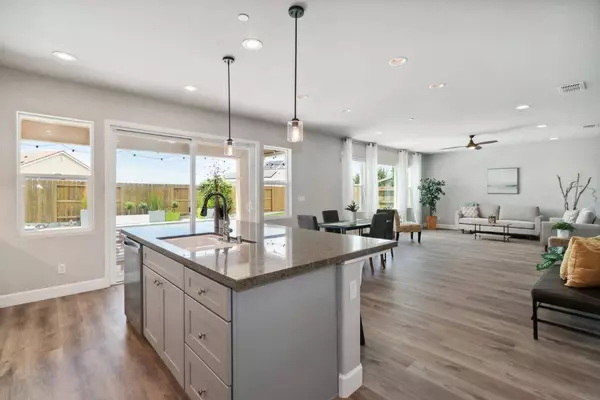 2408 Galloping Trail CT, Rocklin, CA 95765