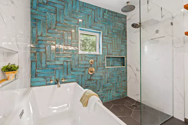 1580 Camino Redondo, Los Alamos, NM 87544