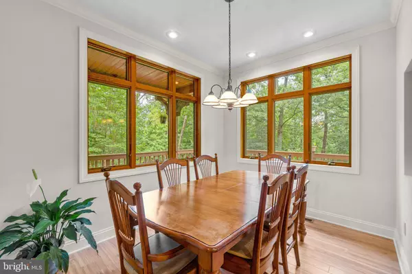 183 N HIGH ROCK RD N, Hanover, PA 17331