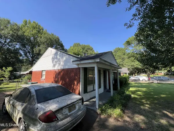 1742 Ms Valley Boulevard, Southaven, MS 38671