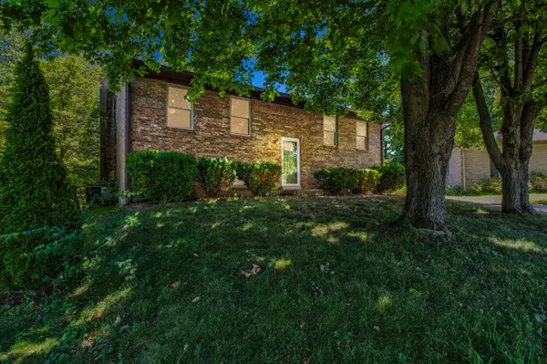 4146 Winnipeg CT, Lexington, KY 40515