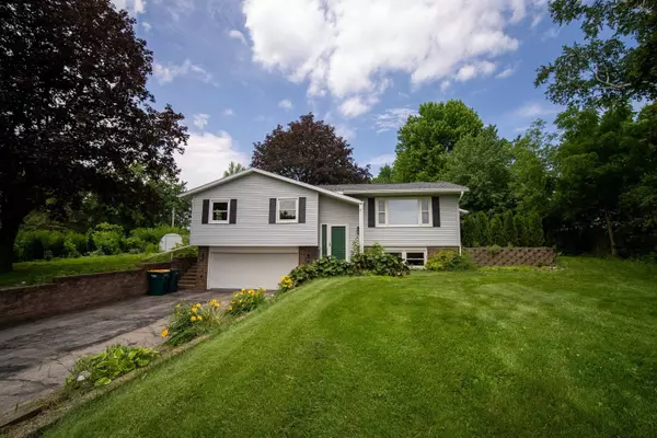 2138 Native Place, Cottage Grove, WI 53527