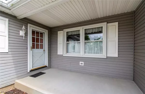 6221 NE Amy Boyle RD NE, Brookfield, OH 44403