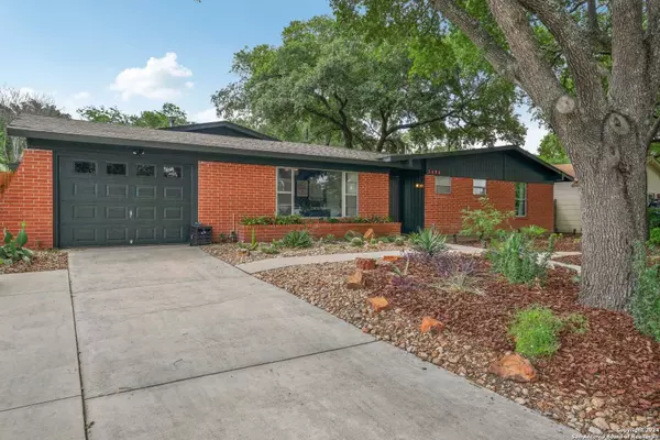 5406 ARROWHEAD DR, San Antonio, TX 78228-1807