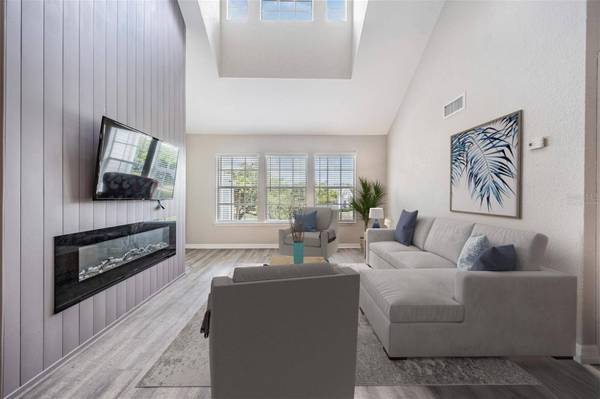 3275 HAVILAND CT #303, Palm Harbor, FL 34684