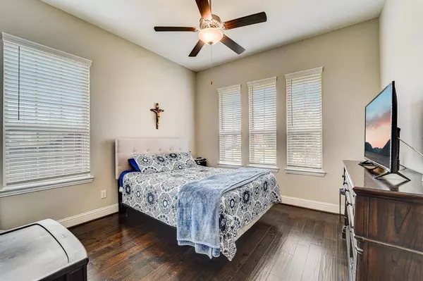 1307 Graystone Hills DR, Conroe, TX 77304