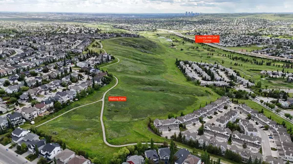 456 Hidden Creek BLVD NW, Calgary, AB T3K0C2