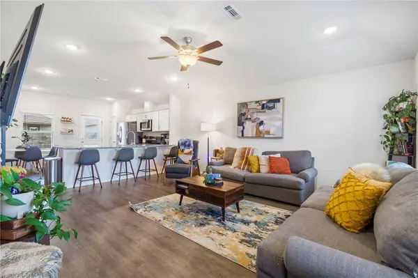 956 E Starling St, Fayetteville, AR 72701