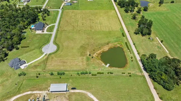 10449 Osage Ridge Ln, Bentonville, AR 72713