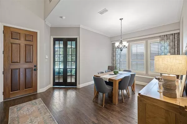 8901 James Drive, Lantana, TX 76226