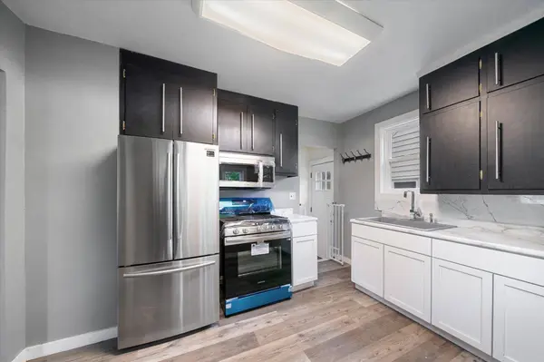 3715 Noble AVE N, Robbinsdale, MN 55422