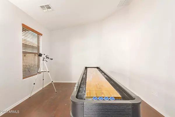 45604 W SKY Lane, Maricopa, AZ 85139