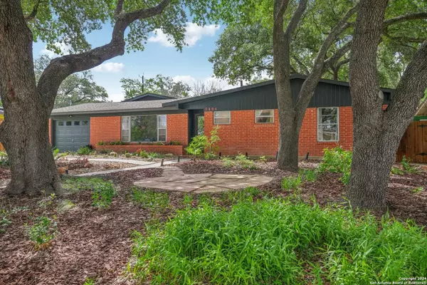 5406 ARROWHEAD DR, San Antonio, TX 78228-1807