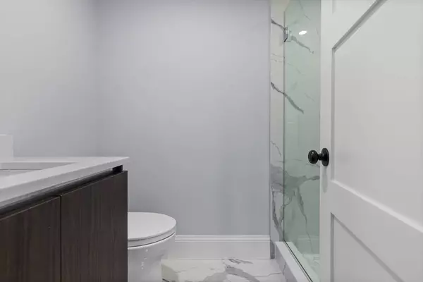 120 Birch St #1, Boston, MA 02131