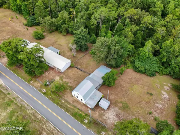 10148 NW 1st ST, Bristol, FL 32321