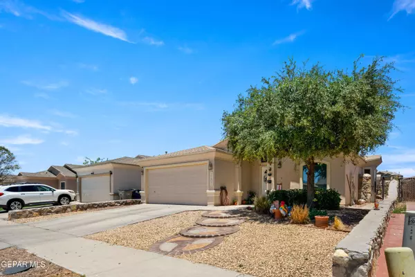 14263 Gil Reyes DR, El Paso, TX 79938