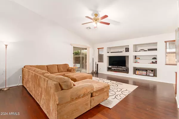 45604 W SKY Lane, Maricopa, AZ 85139