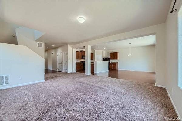 4227 E 95th DR, Thornton, CO 80229