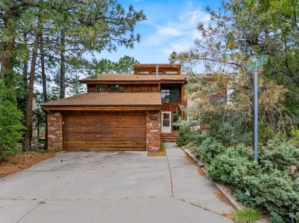 1580 Camino Redondo, Los Alamos, NM 87544