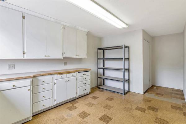 24657 Oneil Avenue, Hayward, CA 94544