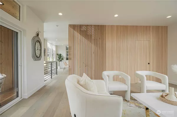 3606 35th AVE W, Seattle, WA 98199