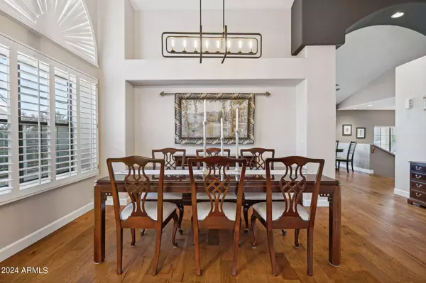 1156 E KINGS Avenue, Phoenix, AZ 85022