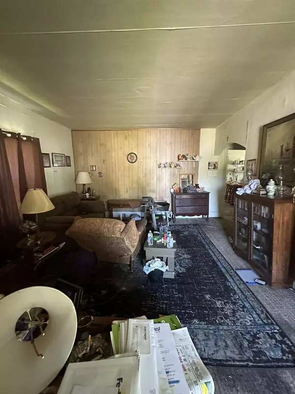 318 Center St, Greenville, KY 42345