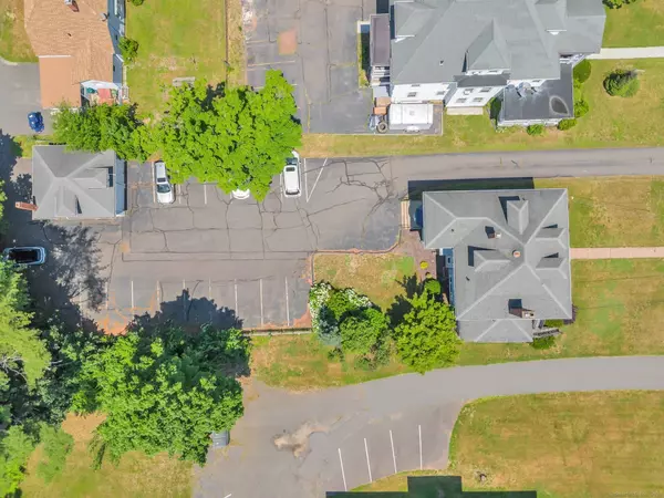 110 Main Street, Manchester, CT 06042