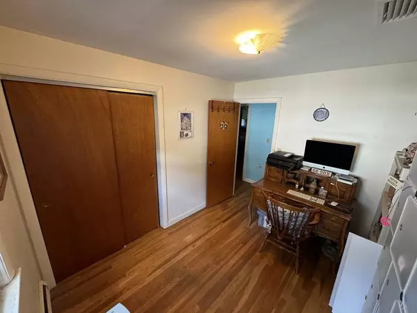 8 Hamley Street, Lynn, MA 01905