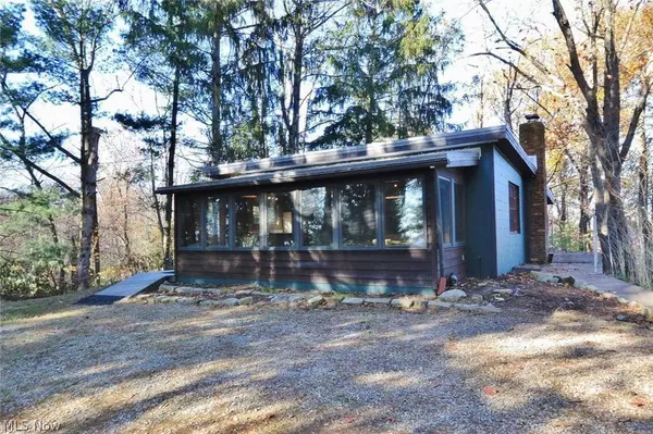 626 Whipple ST, Zanesville, OH 43701