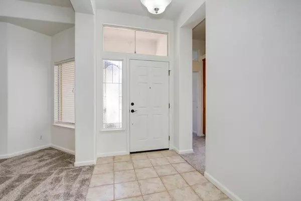 124 Ledbury CT, Roseville, CA 95747