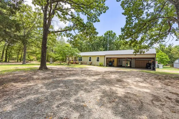 146 County Road 1555, Alba, TX 75410