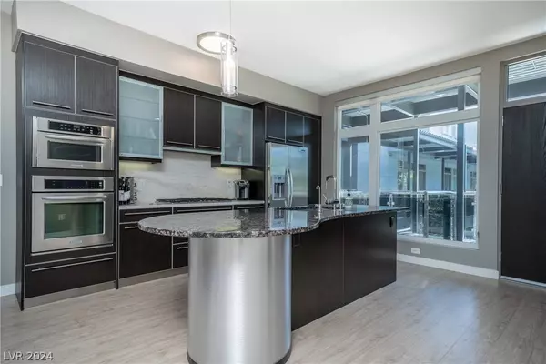 8925 W Flamingo Road #205, Las Vegas, NV 89147