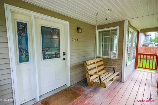 508 E Beaver AVE, Palmer, AK 99645