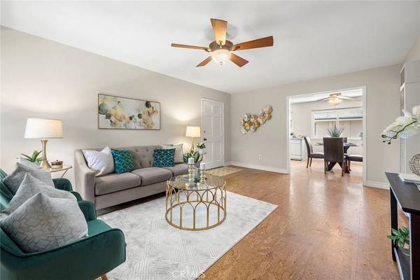 660 S Glassell ST #12, Orange, CA 92866