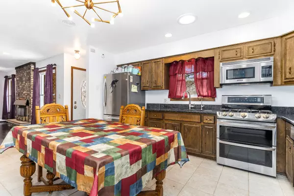 969 Sarah Street, Lake Holiday, IL 60548