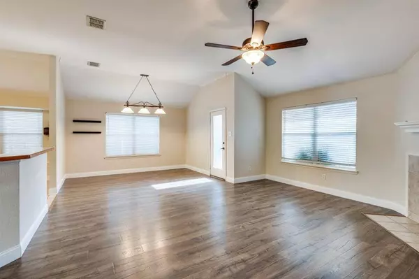 3320 Lake Hill Lane, Hurst, TX 76053