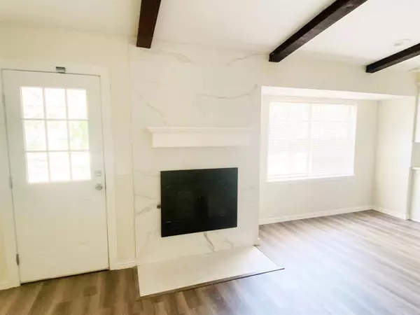 4721 Wheelock Drive, Fort Worth, TX 76133