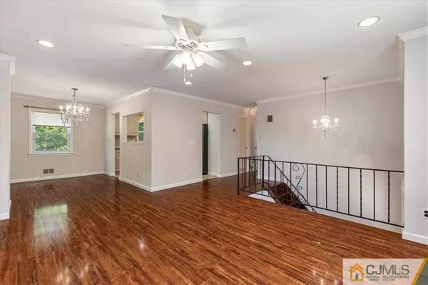 206 Woolworth AVE, South Plainfield, NJ 07080