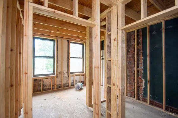 442 Dayton St, Cincinnati, OH 45214