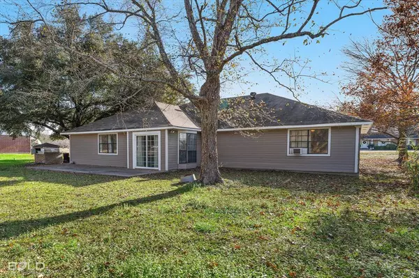 209 Shadow Ridge Drive, Bossier City, LA 71112