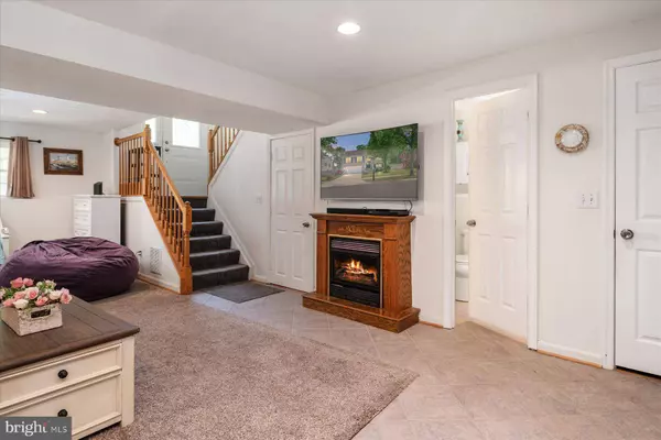 8059 HIGH OAK RD, Glen Burnie, MD 21060