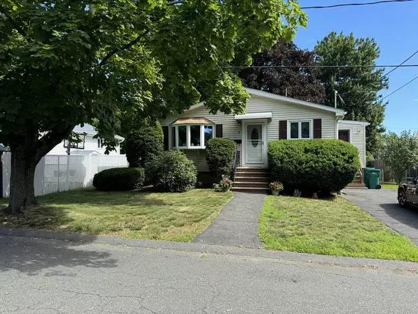 8 Hamley Street, Lynn, MA 01905