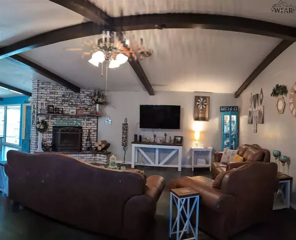 118 LANDS END STREET, Wichita Falls, TX 76308