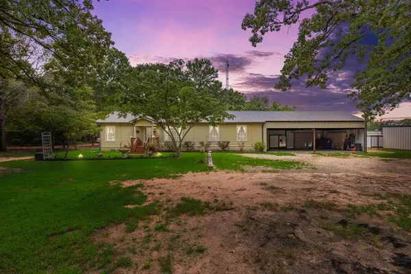 146 County Road 1555, Alba, TX 75410