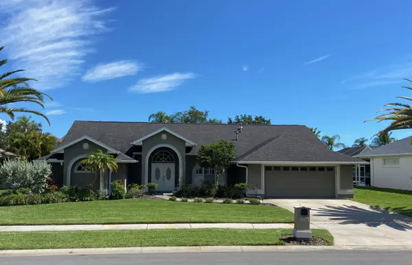 950 Fostoria DR, Melbourne, FL 32940