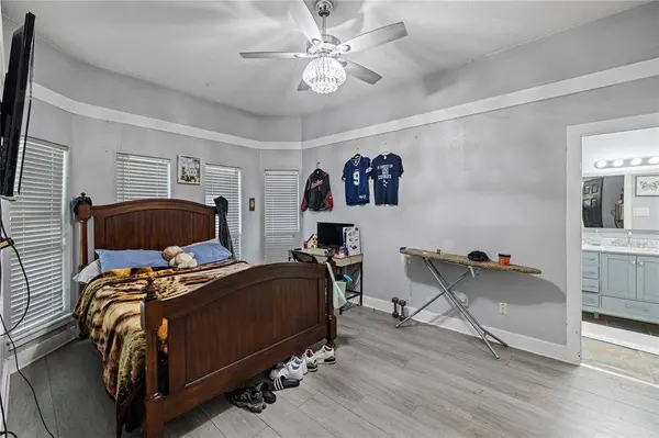 120 Mabry Lane, Red Oak, TX 75154