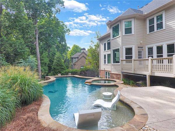 1805 Fenton MNR, Cumming, GA 30041